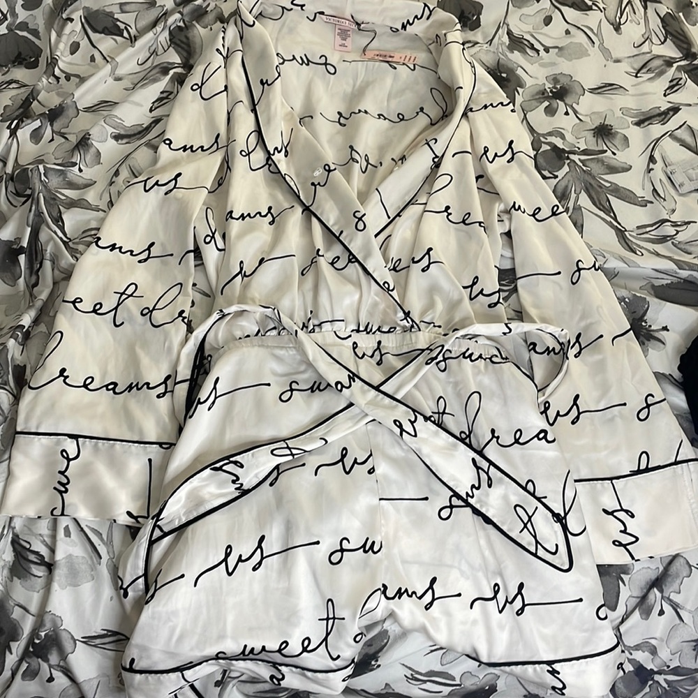 Victoria’s Secret pajama romper polyester